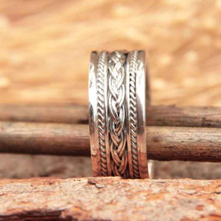 Anneau alliance ethnique Khotao en argent massif ciselé