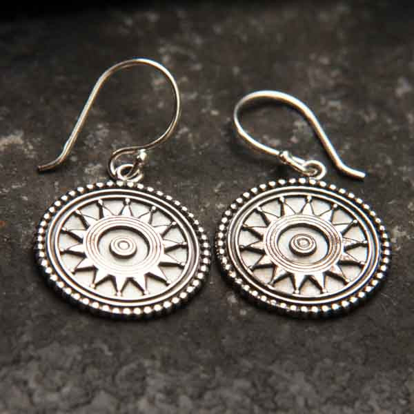 BO2012 - Boucles d'Oreilles Médaille, Soleil Acier Doré et Anneau