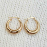 Boucles d'oreilles créoles cubaines ciselées en acier doré