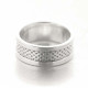 Bague argent Dana anneau plat et cercles ciselés