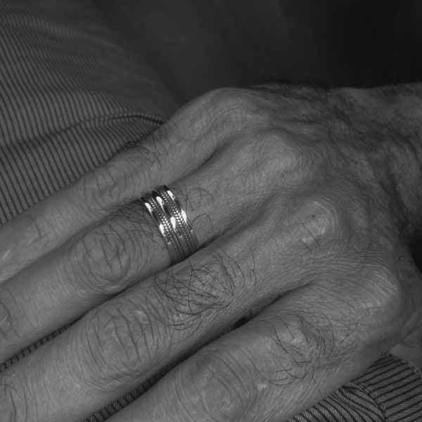 Bague argent Lamui anneau ethnique ciselé