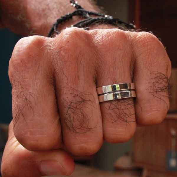 Bague Nohno Anneau lisse liseré oxydé