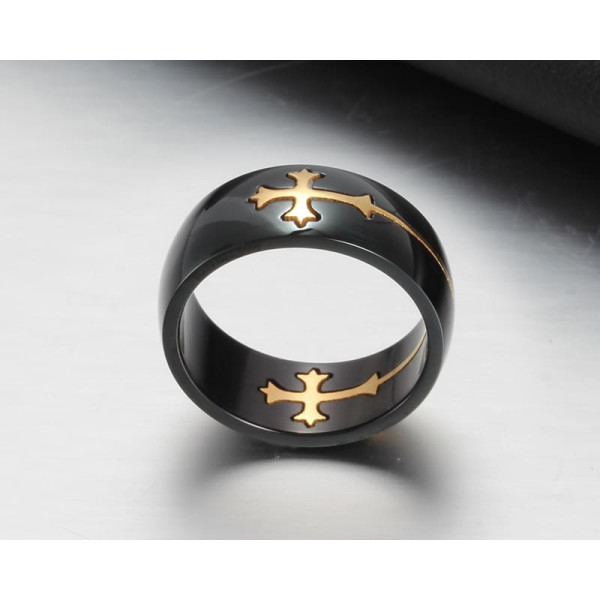 Bague chevalier Lancelot anneau acier noir croix dorée