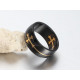 Bague chevalier Lancelot anneau acier noir croix dorée