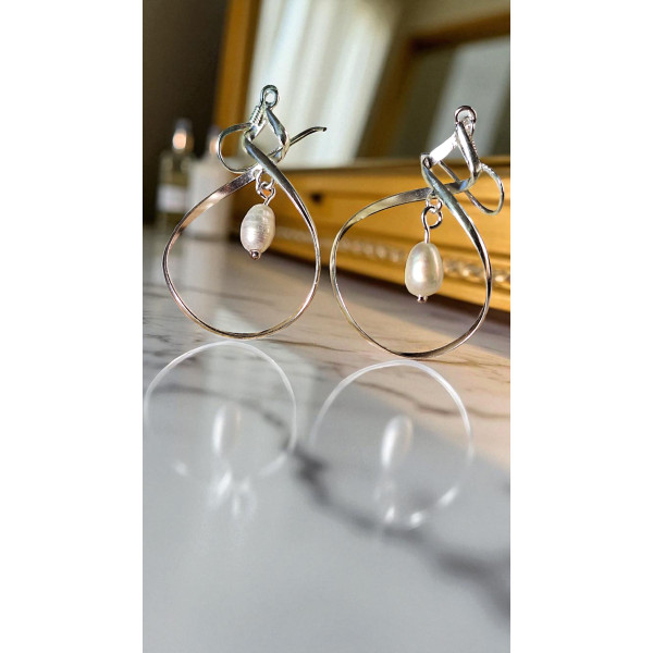 Boucles d'Oreilles Élégance Moderne en Argent 925 avec Perles