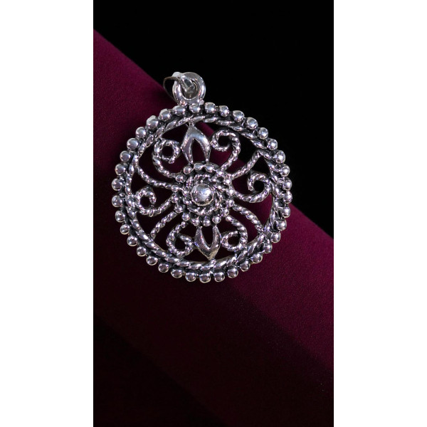 Pendentif en argent Flora