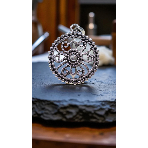 Pendentif en argent Flora