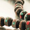 Collier Mâlâ Népalais os de Yak et incrustations corail turquoise