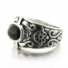 Bague en argent massif ciselé avec pierre noire Onyx