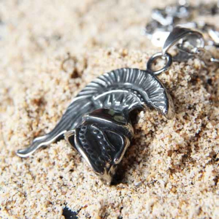 Collier homme casque chevalier Romain en acier massif