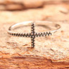 Bague fantaisie Santa Cross croix argent et zircons noirs