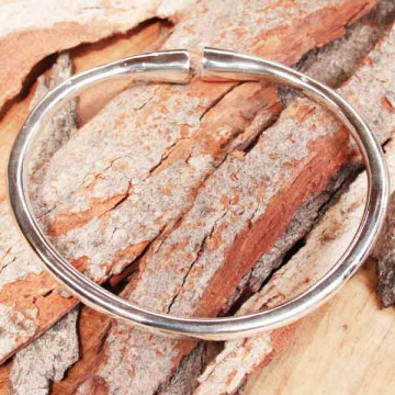 Bracelet Jonc Homme Argent Massif Vangovango Gasy – Taillé Main, Référence Assiliyah