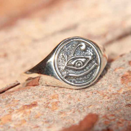 Chevalière ronde oeil céleste argent