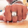Bague ethnique évasée Madara en argent massif
