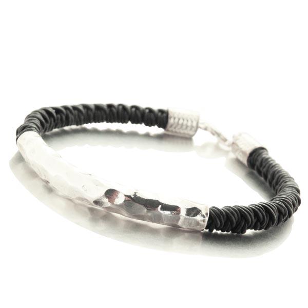 Bracelet masculin en corde tressée et argent martelé