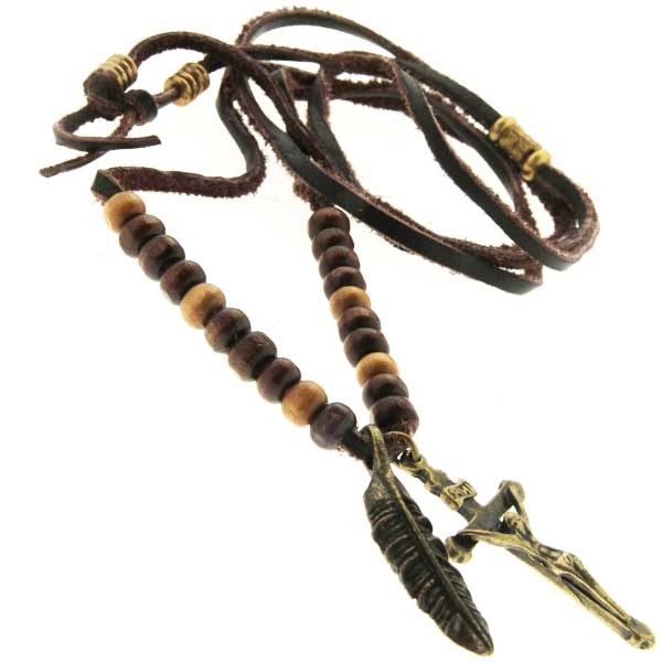 Collier-chapelet en cuir et laiton