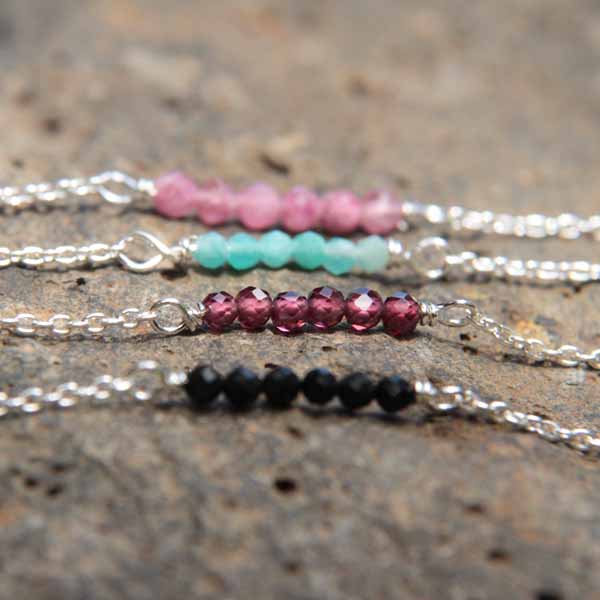 Chaînes de cheville argent et pierres naturelles