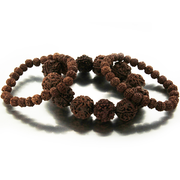 Bracelets en rudraksha Bracelets en rudraksha