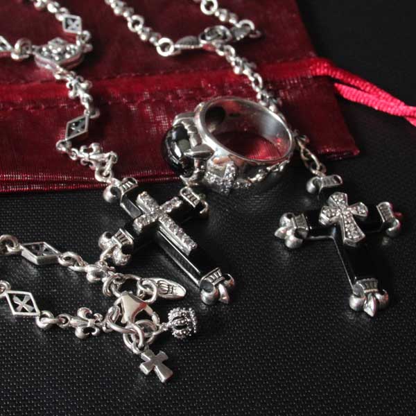 Chapelets style gothique en argent massif, onyx et zircon